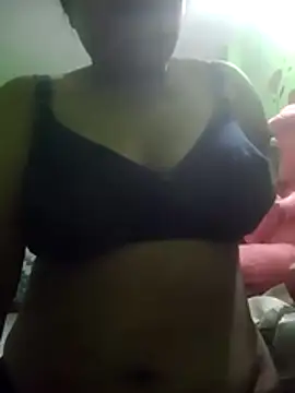 Snapshot of its_neeru chatting on July 26, 2026, 12:34 pm its neeru online show from July 26, 2026, 12:34 pm