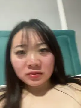Snapshot of innnnn- chatting on July 25, 2026, 2:56 pm innnnn- online show from July 25, 2026, 2:56 pm