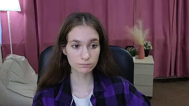 MuoiSlattery online show from July 24, 2026, 10:33 am
