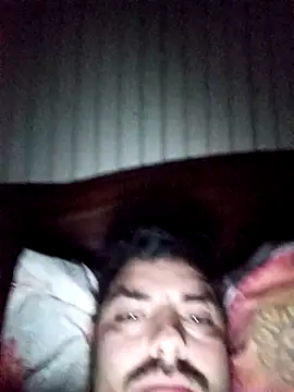 Snapshot of robredoj chatting on October 31, 2025, 3:14 am robredoj online show from October 31, 2025, 3:14 am