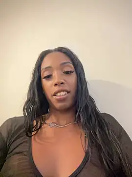 Snapshot of diferenciada011 chatting on July 24, 2026, 2:07 am diferenciada011 online show from July 24, 2026, 2:07 am