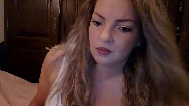 Snapshot of CocoMuse chatting on July 28, 2026, 9:58 pm CocoMuse online show from July 28, 2026, 9:58 pm
