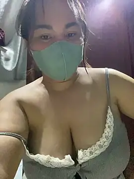 Bellavuto  online show from July 25, 2026, 8:37 pm