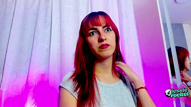 jessierocketx online show from April 23, 2026, 8:54 pm