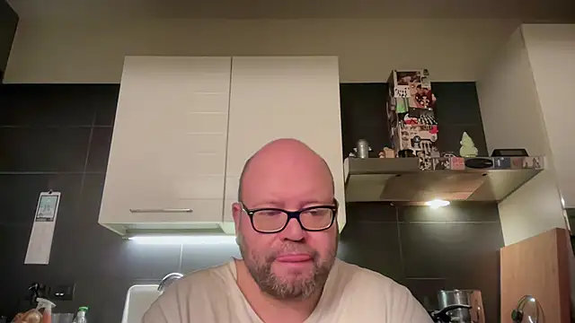 theitalianbear online show from February 5, 2026, 5:47 am