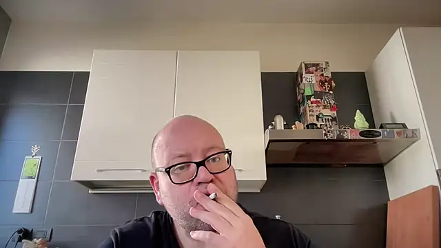 theitalianbear online show from March 25, 2026, 12:15 pm