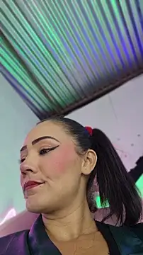 Lia coquine online show from August 4, 2026, 11:31 pm
