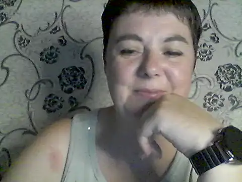 CherryLove7777 online show from July 27, 2026, 6:26 pm