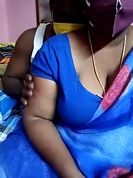 Snapshot of Tamil-couple696 chatting on July 30, 2026, 9:08 am Tamil-couple696 online show from July 30, 2026, 9:08 am