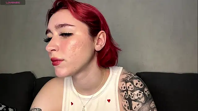 MeryPeyton online show from July 27, 2026, 5:42 pm