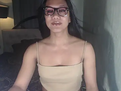 Snapshot of yourgoddesslatina chatting on July 27, 2026, 3:30 pm yourgoddesslatina online show from July 27, 2026, 3:30 pm