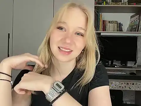 Snapshot of MargareteBerdar chatting on July 30, 2026, 7:18 am MargareteBerdar online show from July 30, 2026, 7:18 am