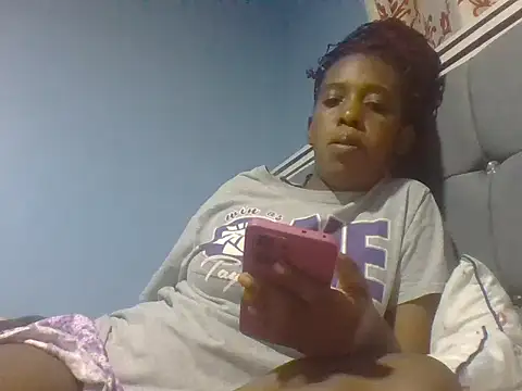 Snapshot of freaky_lass chatting on July 29, 2026, 9:25 pm freaky lass online show from July 29, 2026, 9:25 pm