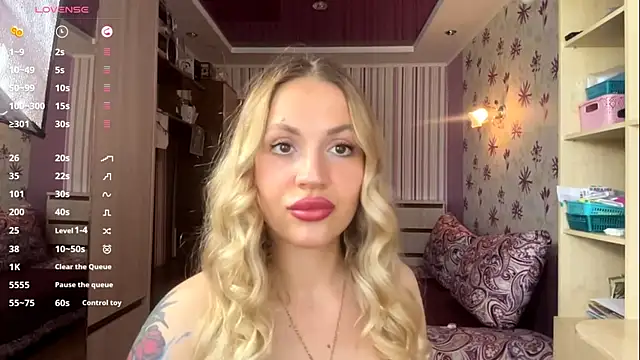CelineBetzel online show from August 5, 2026, 6:29 am