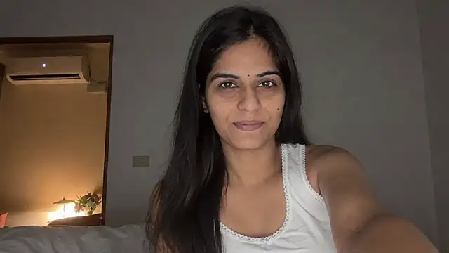 Priyanka2006a online show from July 30, 2026, 5:23 pm