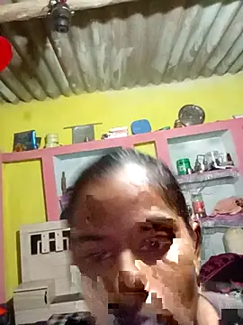 Snapshot of Miss_rohni23 chatting on August 9, 2026, 3:29 pm Miss rohni23 online show from August 9, 2026, 3:29 pm