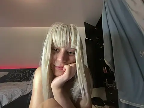 Lexi pi online show from August 2, 2026, 7:33 pm