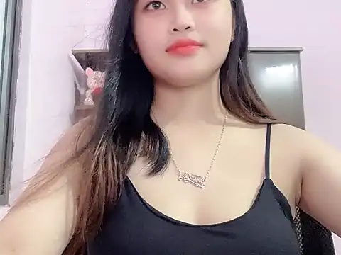 Snapshot of ThuPhuong858 chatting on August 5, 2026, 11:15 am ThuPhuong858 online show from August 5, 2026, 11:15 am