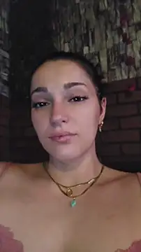 Snapshot of Leila_kisses chatting on August 2, 2026, 8:17 pm Leila kisses online show from August 2, 2026, 8:17 pm