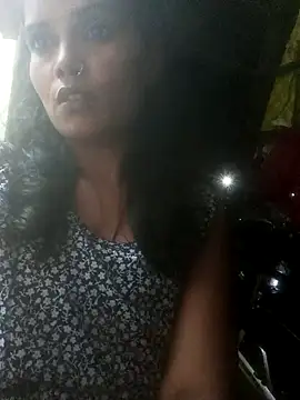 Snapshot of Kira105xxx chatting on August 4, 2026, 7:40 pm Kira105xxx online show from August 4, 2026, 7:40 pm