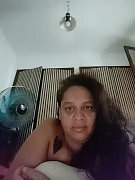 Snapshot of Katycurr chatting on August 8, 2026, 4:25 pm Katycurr online show from August 8, 2026, 4:25 pm