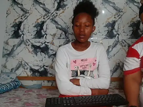 Snapshot of AngelStark69 chatting on August 5, 2026, 3:50 pm AngelStark69 online show from August 5, 2026, 3:50 pm