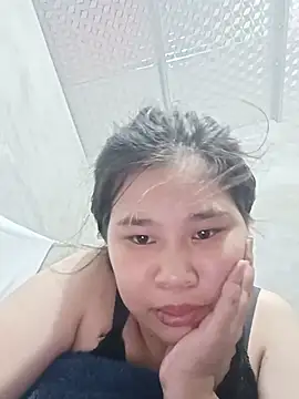 Snapshot of Quynhnhu_bb chatting on August 9, 2026, 12:07 am Quynhnhu bb online show from August 9, 2026, 12:07 am