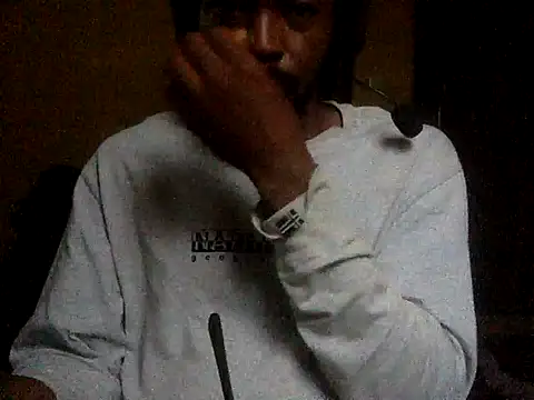 Snapshot of Starfulk chatting on August 5, 2026, 5:56 am Starfulk online show from August 5, 2026, 5:56 am