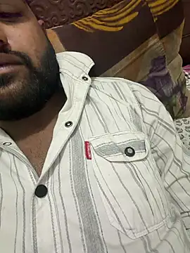 Snapshot of himanhu5690 chatting on August 8, 2026, 9:38 am himanhu5690 online show from August 8, 2026, 9:38 am