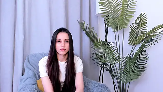 Snapshot of SanaDemere chatting on August 6, 2026, 9:04 am SanaDemere online show from August 6, 2026, 9:04 am