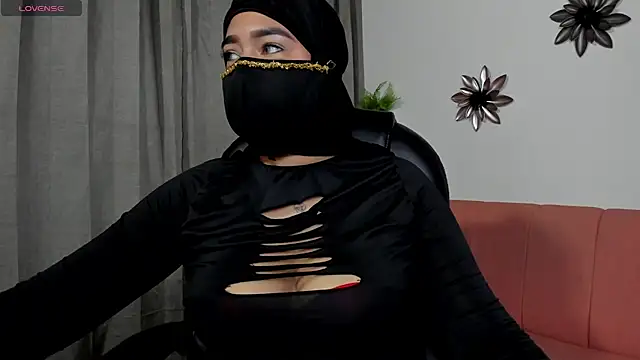 zaahira 66 online show from August 6, 2026, 3:01 am