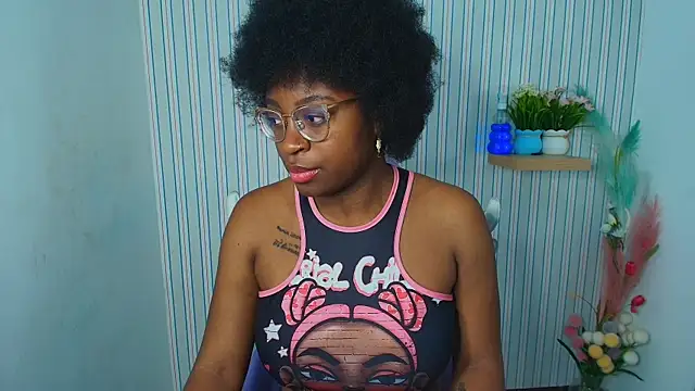 Snapshot of candy_wiilliiams chatting on August 7, 2026, 12:44 pm candy wiilliiams online show from August 7, 2026, 12:44 pm