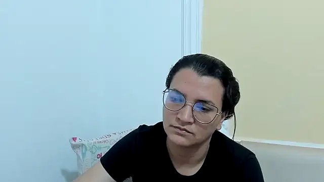 MARILYN GARCIA online show from March 3, 2025, 9:48 pm