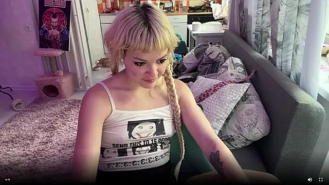 Snapshot of MagalyEssinger chatting on August 7, 2026, 2:34 pm MagalyEssinger online show from August 7, 2026, 2:34 pm