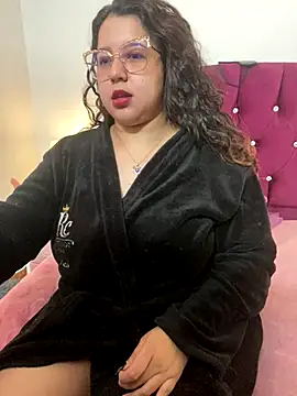 Snapshot of shara_ chatting on October 29, 2025, 4:17 pm shara online show from October 29, 2025, 4:17 pm