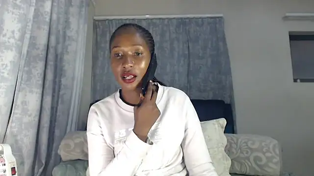 Snapshot of leanna23 chatting on November 20, 2025, 4:51 pm leanna23 online show from November 20, 2025, 4:51 pm