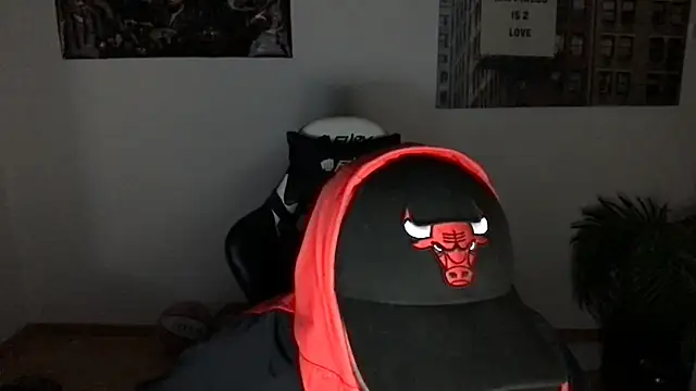 carlooos12 online show from March 17, 2026, 2:58 am