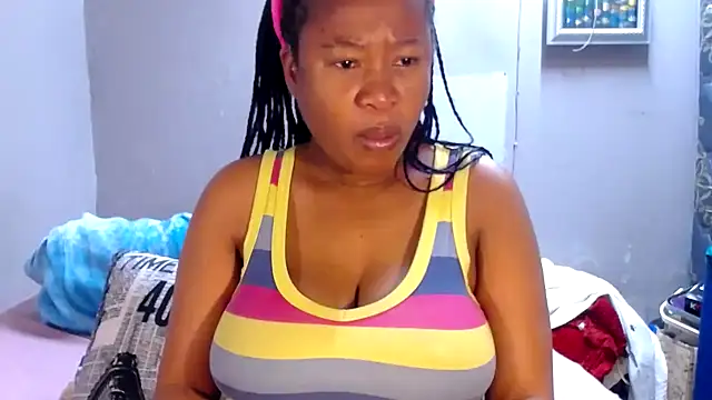 Snapshot of BigAreola26 chatting on September 30, 2025, 3:34 am BigAreola26 online show from September 30, 2025, 3:34 am