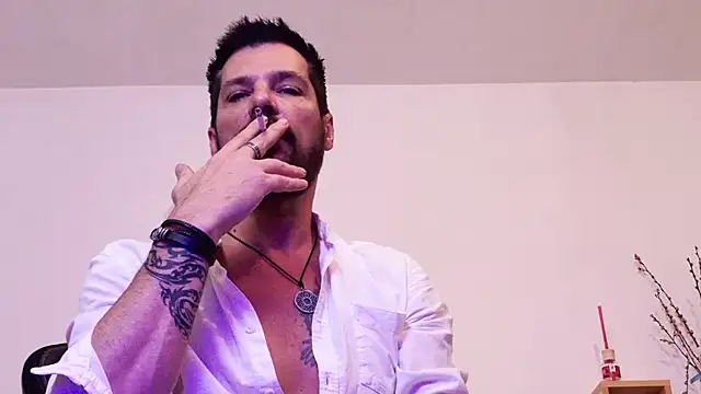 ChrisKox online show from April 15, 2026, 1:11 am