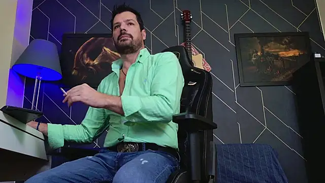 ChrisKox online show from November 28, 2025, 5:18 am