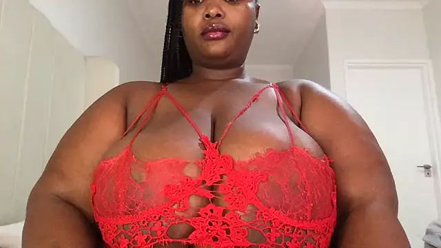 xBUSTY CANDYx online show from October 4, 2025, 7:32 am