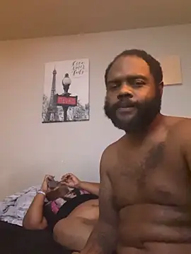 Snapshot of BigHunchoDick chatting on November 1, 2025, 7:13 am BigHunchoDick online show from November 1, 2025, 7:13 am