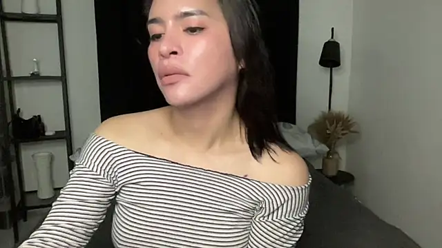 your bianca69 online show from April 11, 2026, 1:35 am