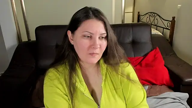 MarySwon online show from December 31, 2024, 3:20 pm