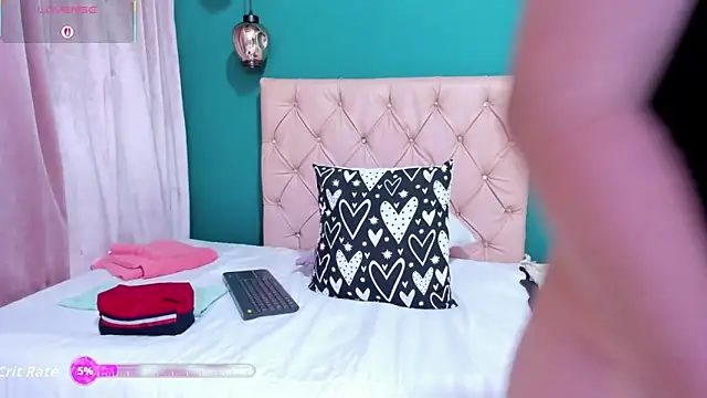 Snapshot of Tinna_Flirt chatting on November 21, 2025, 4:55 am Tinna Flirt online show from November 21, 2025, 4:55 am