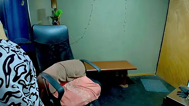 Nattyslave4U online show from March 11, 2025, 10:09 pm