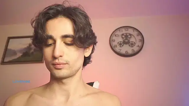 AlanDeNavarre online show from March 12, 2025, 9:56 pm