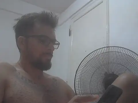 Snapshot of el_principe_hot chatting on November 4, 2025, 1:31 am el principe hot online show from November 4, 2025, 1:31 am