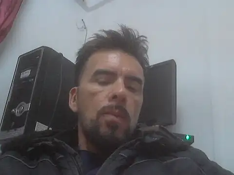 Snapshot of el_principe_hot chatting on October 28, 2025, 2:12 am el principe hot online show from October 28, 2025, 2:12 am