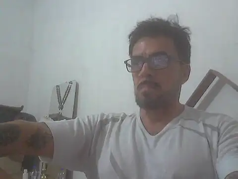 Snapshot of el_principe_hot chatting on November 21, 2025, 3:49 am el principe hot online show from November 21, 2025, 3:49 am